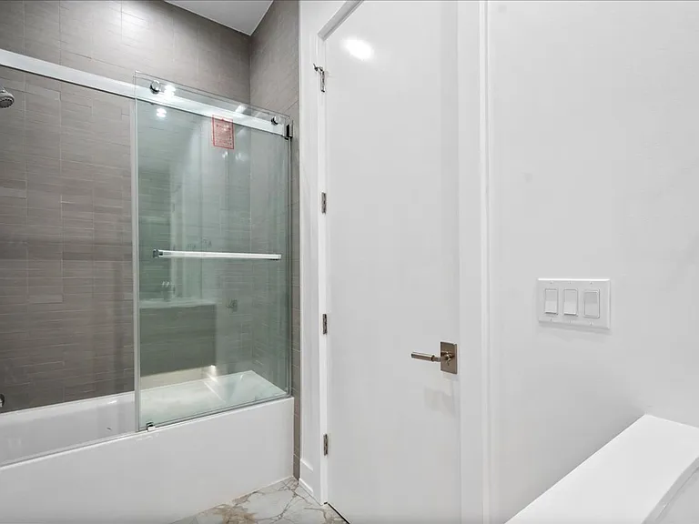 728 Lofts — Photo 51