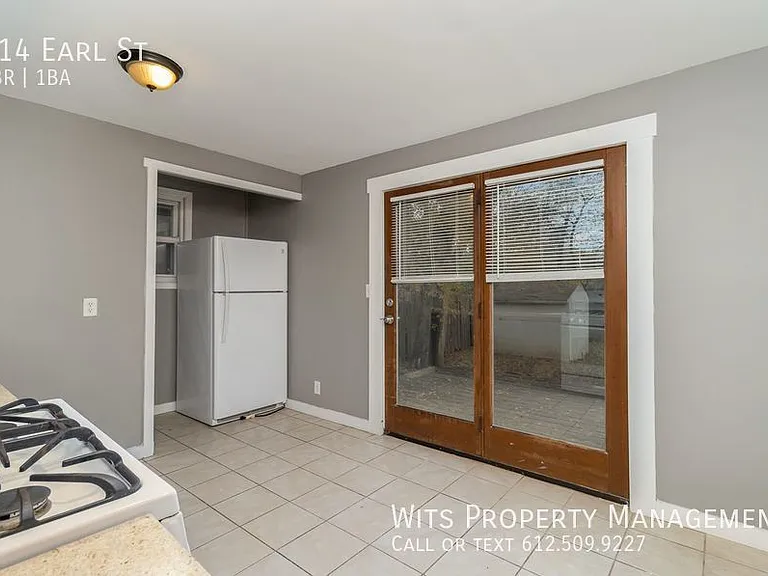 414 Earl St — Photo 8