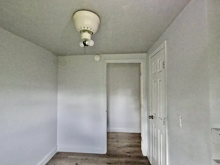 1517 Tinkertown Ave #D — Photo 6