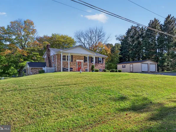 8495 Cardinal Ln, White Plains, MD 20695