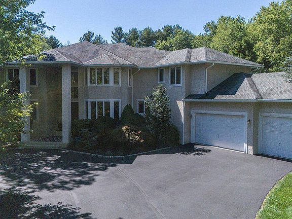 4th image of 100 E Holland Rd