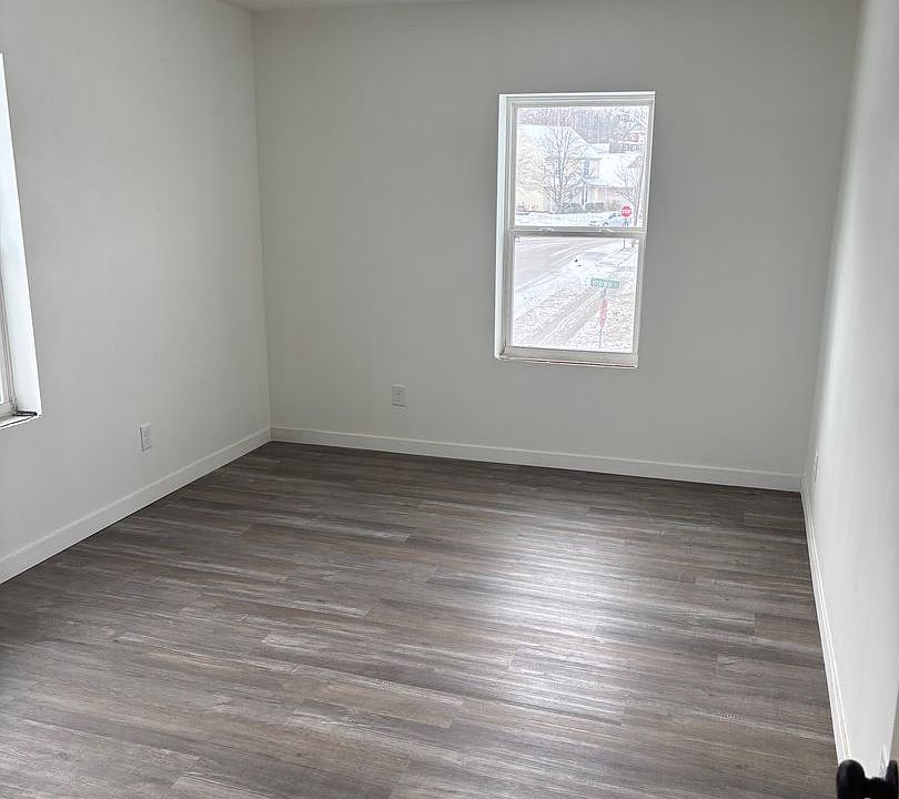 1st image of 1214-1216 Brown St #1214