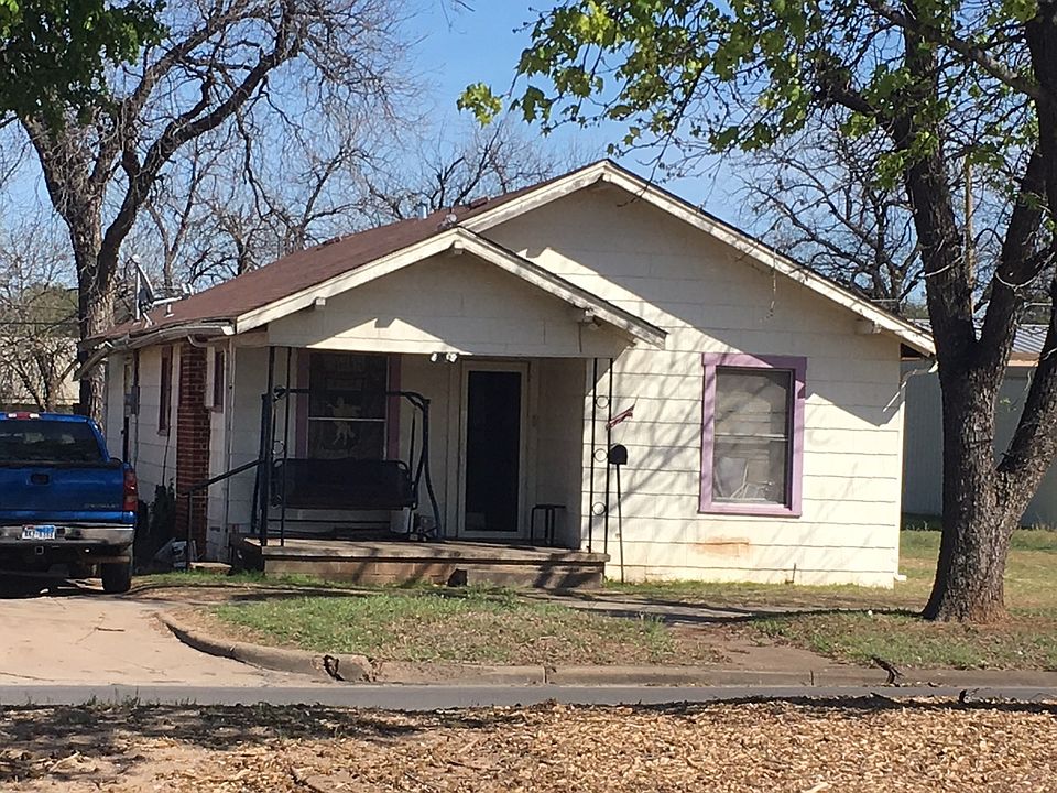 1st image of 1909 Kemp Blvd