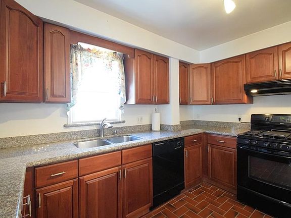 2nd image of 7906 Kenton Ave