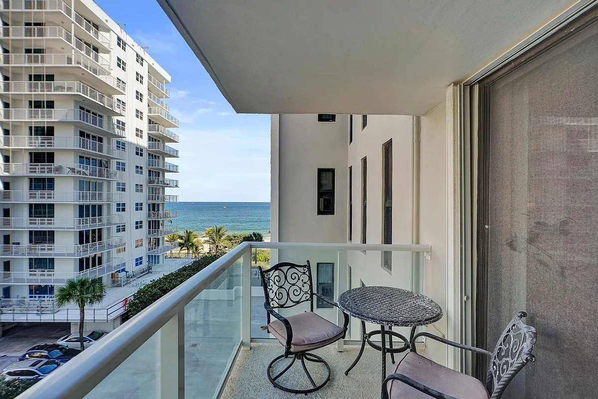 Building Photo - 1000 S Ocean Blvd #6M