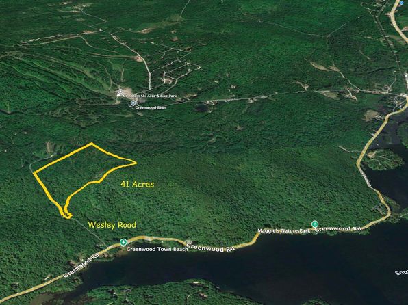 4 Wesley Road, Greenwood, ME 04255