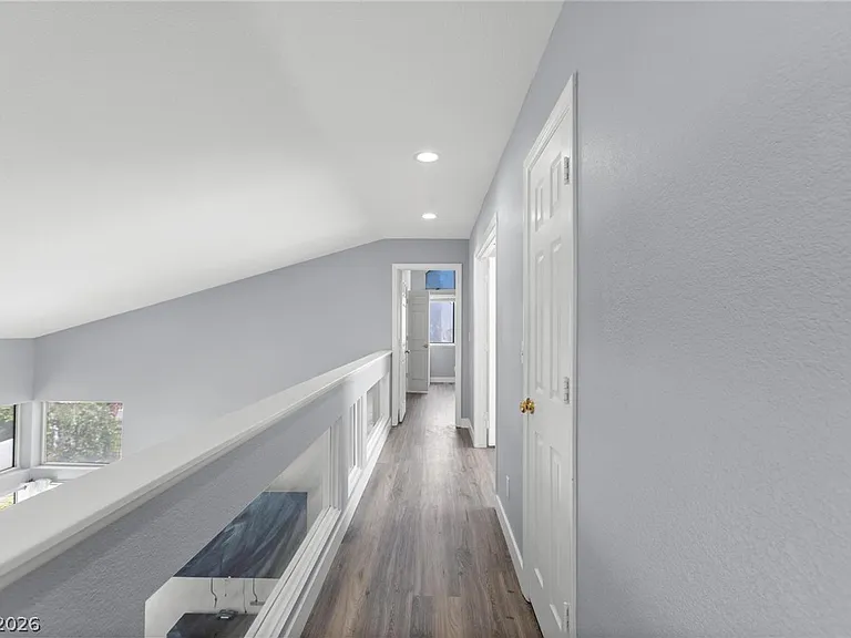 9609 Crystal Cup Cir — Photo 15