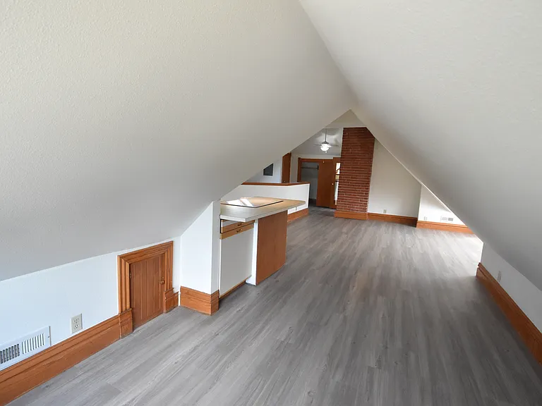 1929 Walnut St #3 — Photo 15