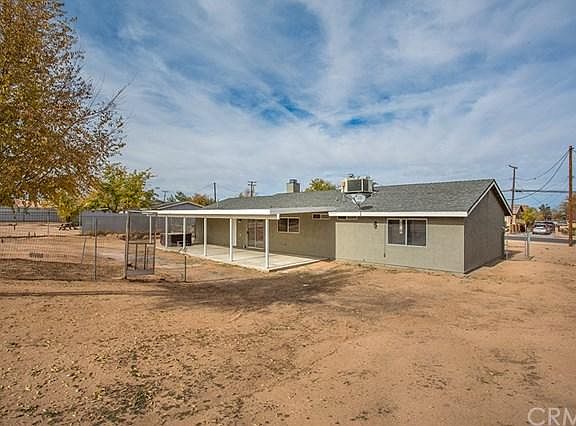 5th image of 17915 Live Oak St