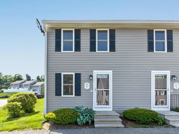 51 Olde Colonial Dr APT 1, Gardner, MA 01440