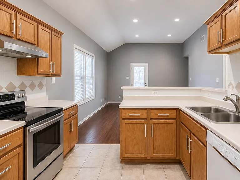6003 Woodway Ct — Photo 4