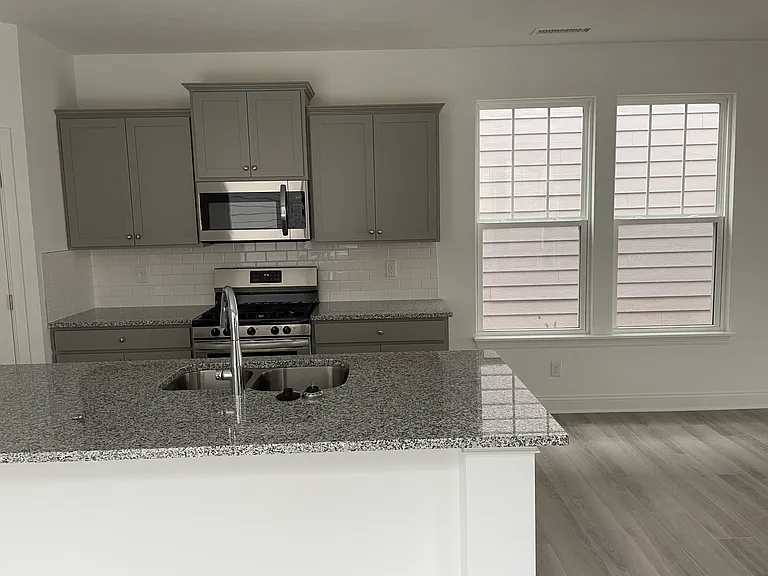 6955 Pickett Pl — Photo 6