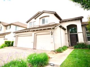 9701 Country Falls Ln, Elk Grove, CA 95757