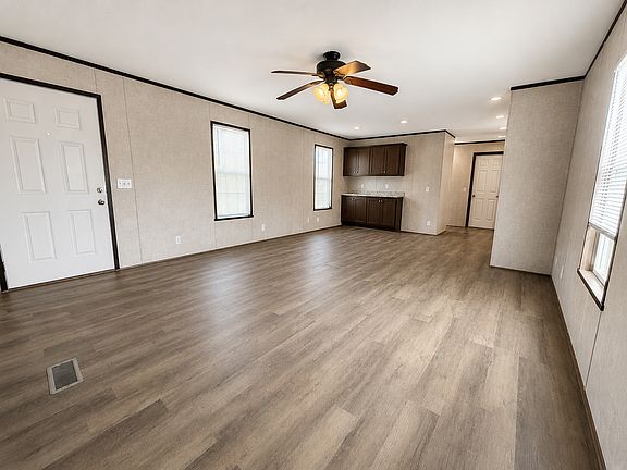 3rd image of 71400 Van Dyke Rd #218