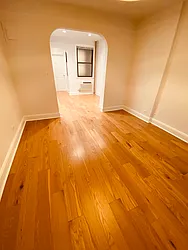 Rented by Metropolis Real Estate of Manhattan