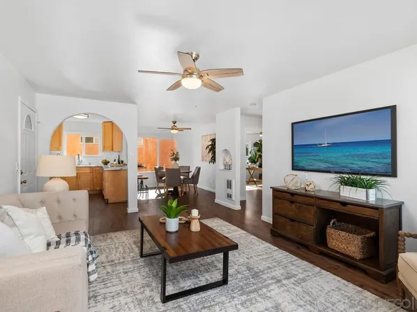 1673 Pentecost Way Unit 4, San Diego, CA 92105