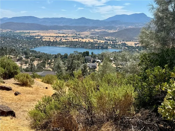 16086 Eagle Rock Rd, Hidden Valley Lake, CA 95467
