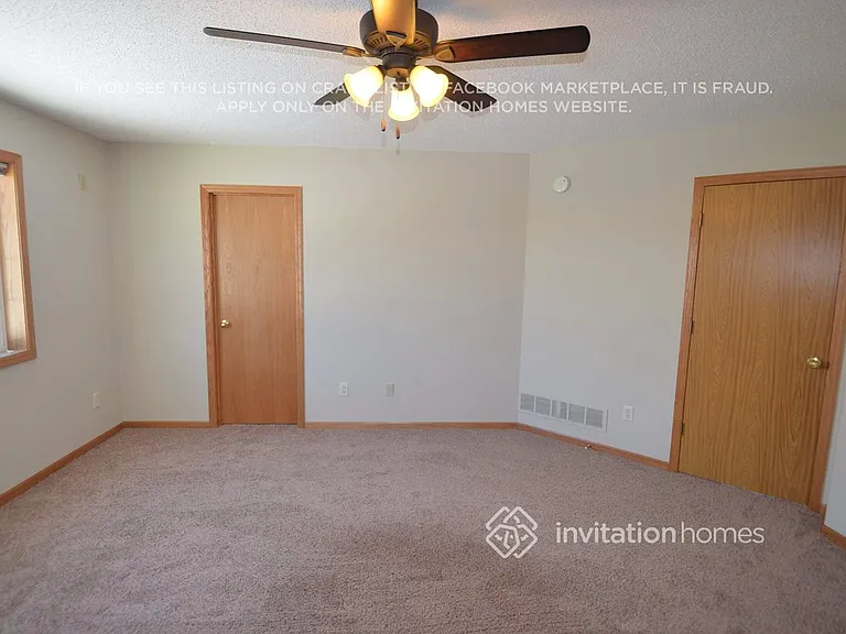 930 118th Ln NE — Photo 7