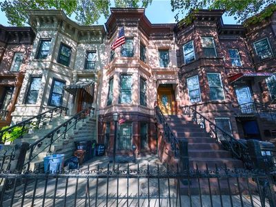 435 55th St, Brooklyn, NY, 11220