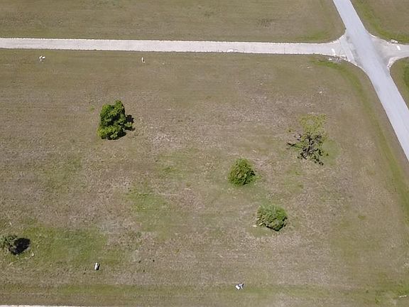 2nd image of 39 Willow Rd Lot 4