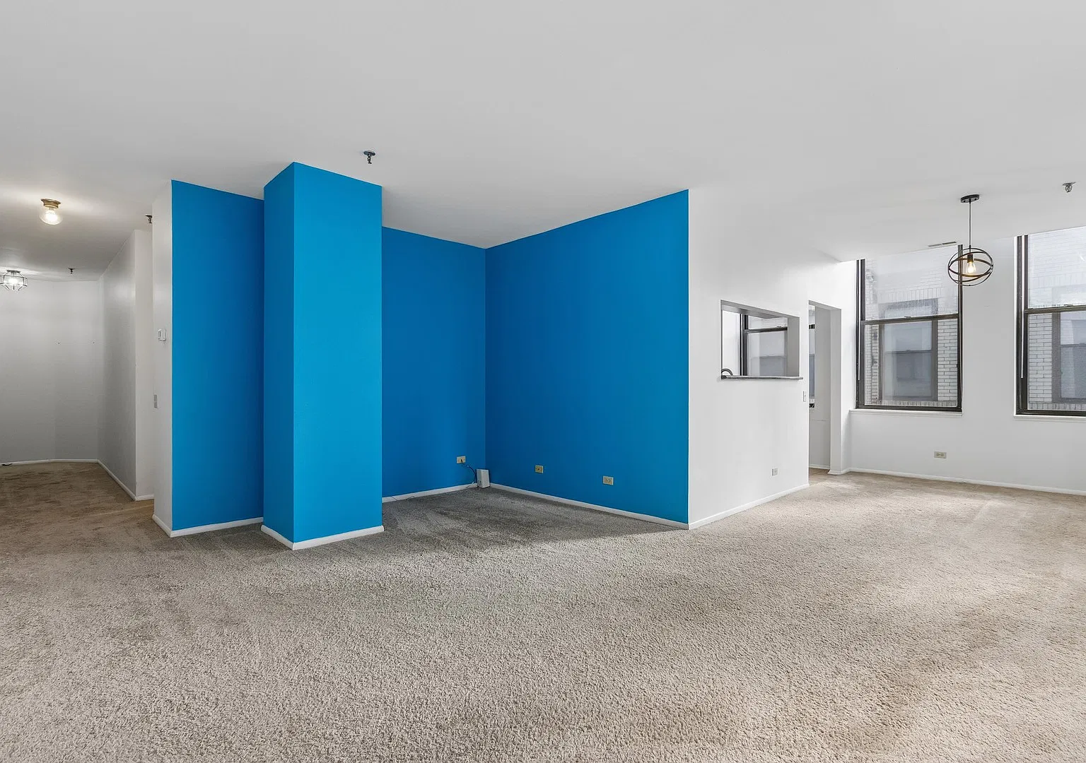 1 bed, 890 sqft, $1,950 — Photo 2