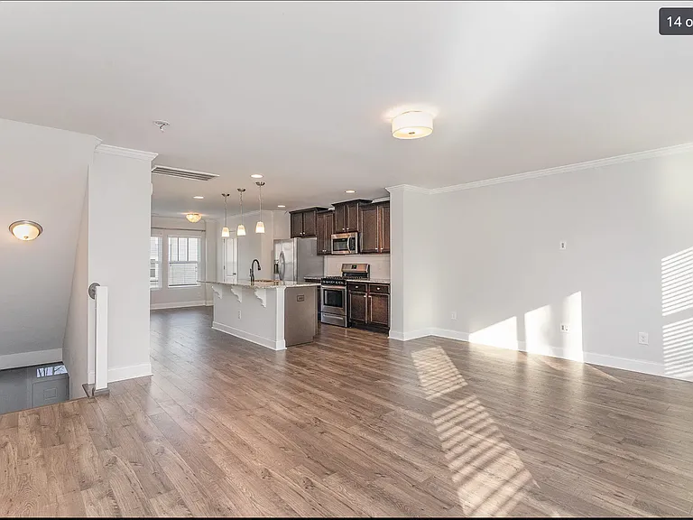 620 Parkington Ln — Photo 10