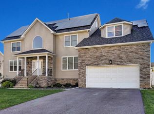 41 Jule Ct, Lakewood, NJ 08701