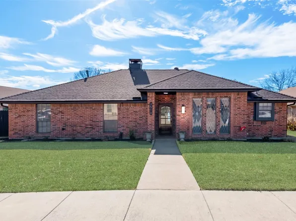 3510 Faulkner Dr, Rowlett, TX 75088