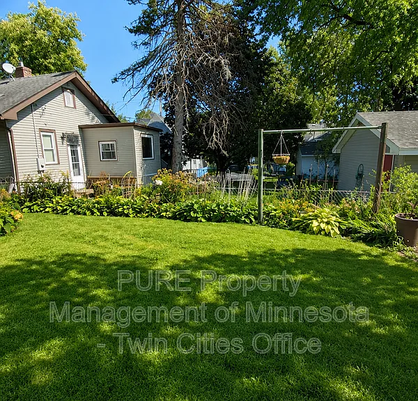 1236 James Ave — Photo 21
