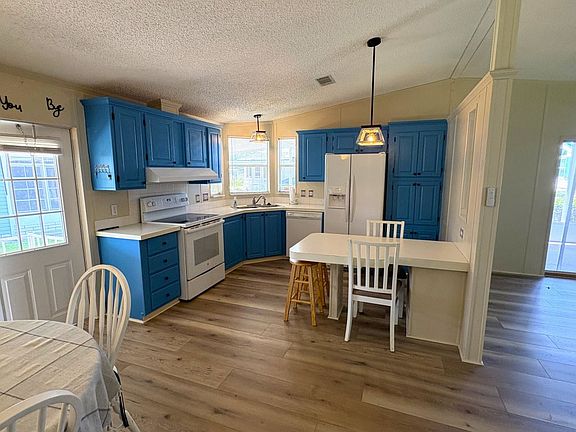 3rd image of 3065 SW 107th St #410