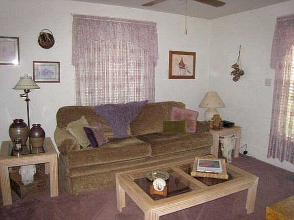 4th image of 117 W 10th St