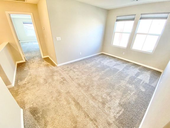 5th image of 2826 Turnstone Ridge St