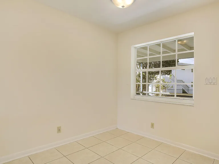 533 W Jasmine Dr #B — Photo 6
