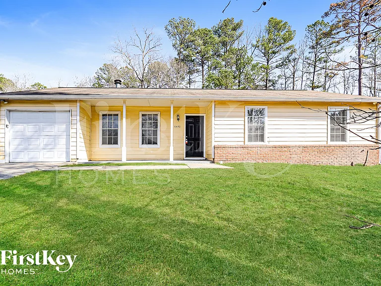 6450 Peppermill Ln — Photo 1