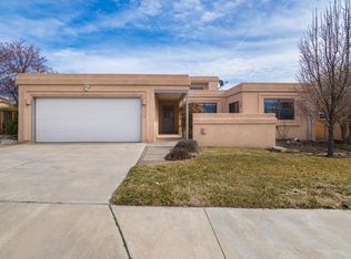 7416 Don Diego St NE, Albuquerque, NM 87109