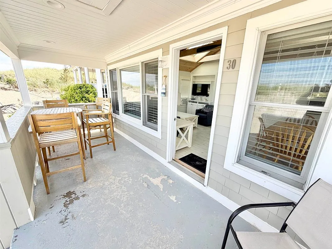 2 bed, 1.0 bath, 604 sqft, $2,500 — Photo 2