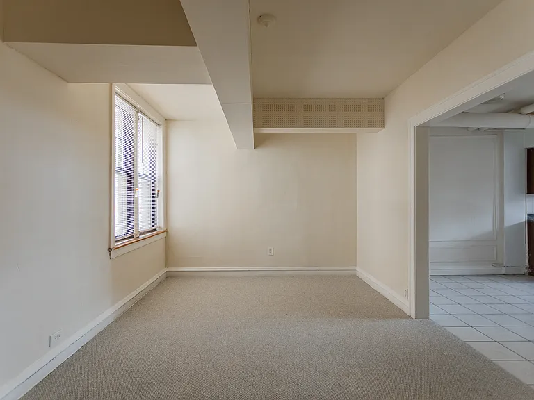 Living Room 1225-G