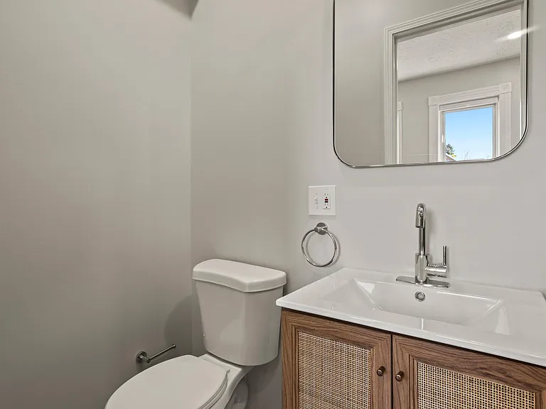 853 Meigs St #D — Photo 7