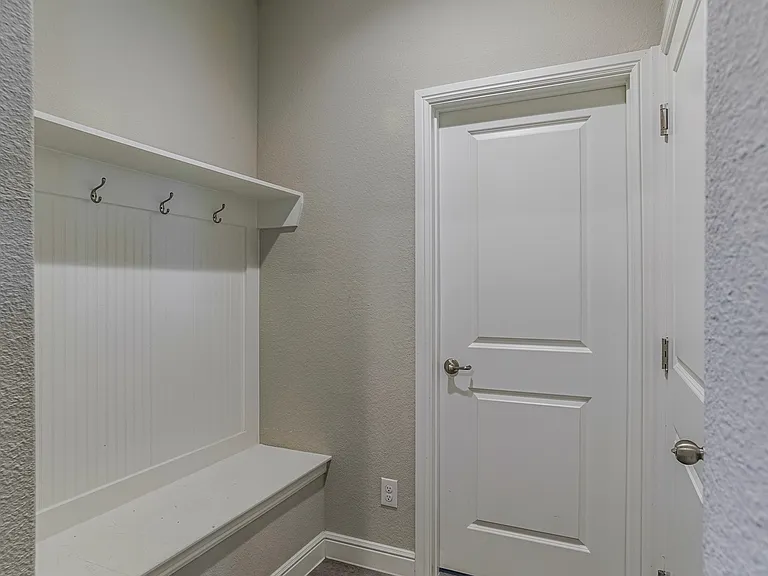 15825 Bronte Ln — Photo 23