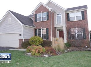 340 Thornwood Way, South Elgin, IL 60177
