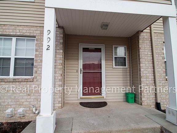 3rd image of 992 Ada Place Dr SE