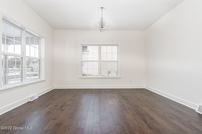5th image of 10 Olympia Court