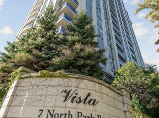 7 N Park Rd #1202, Vaughan, ON L4J0C9
