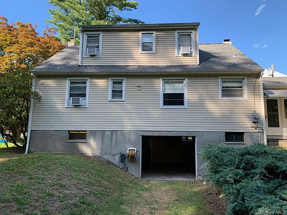 4th image of 10 Wood Avenue