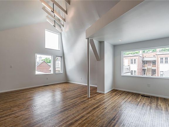 5th image of 1332 N Park Ave