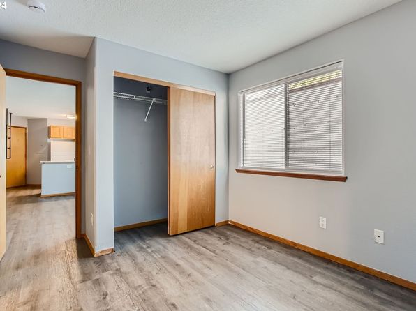 portland-oregon-2131568113 picture