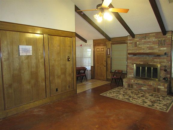 3rd image of 7108 Churchill Cir