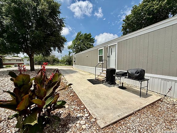 2nd image of 136 Bliss Cir