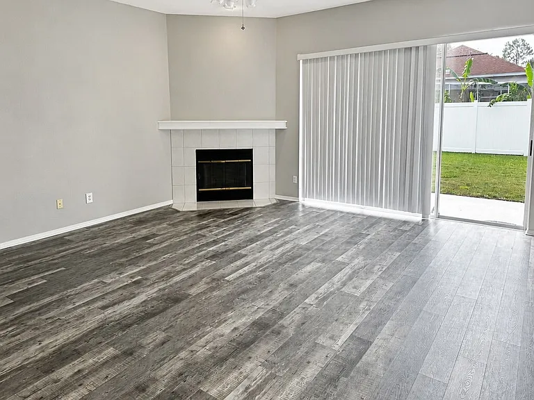 28202 Brokenmead Path — Photo 7