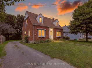 143 Charles St E, Ingersoll, ON N5C1J9